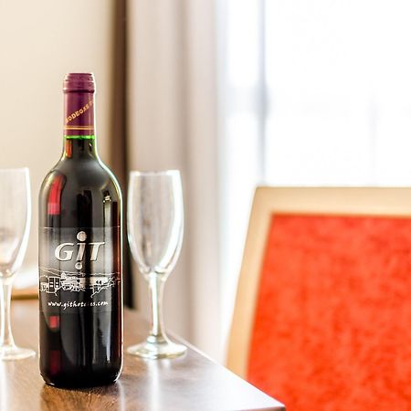 Hotel Yit Ciudad De Σαραγόσα Εξωτερικό φωτογραφία