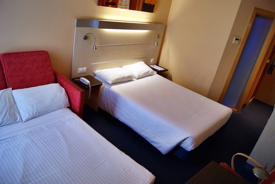 Hotel Yit Ciudad De Σαραγόσα Εξωτερικό φωτογραφία