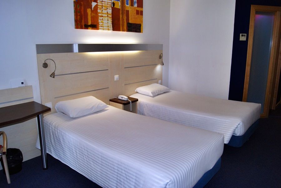 Hotel Yit Ciudad De Σαραγόσα Εξωτερικό φωτογραφία