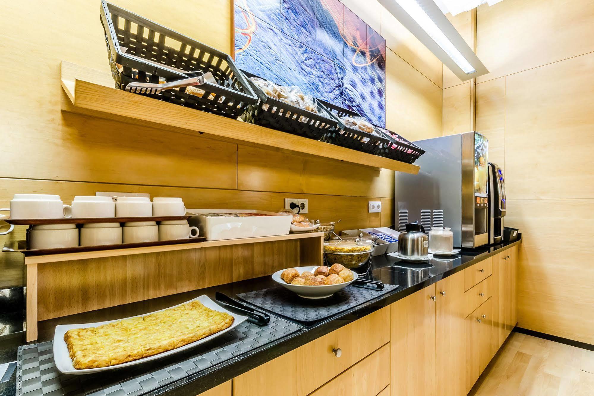 Hotel Yit Ciudad De Σαραγόσα Εξωτερικό φωτογραφία